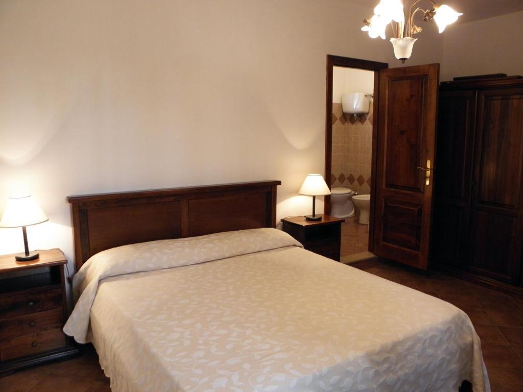 ピッツォ Il Casale Delle Aranceヴィラ 部屋 写真